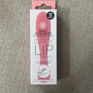 Daily concepts lip scrubber